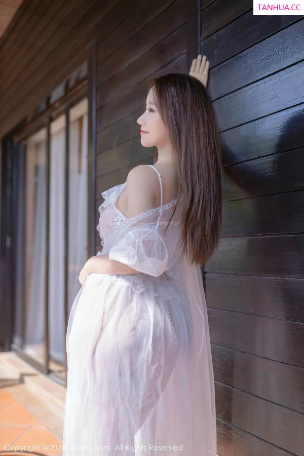   [XiuRen]高清写真图 2024.03.27 No.8302 杏子Yada 泰国旅拍第22张图片